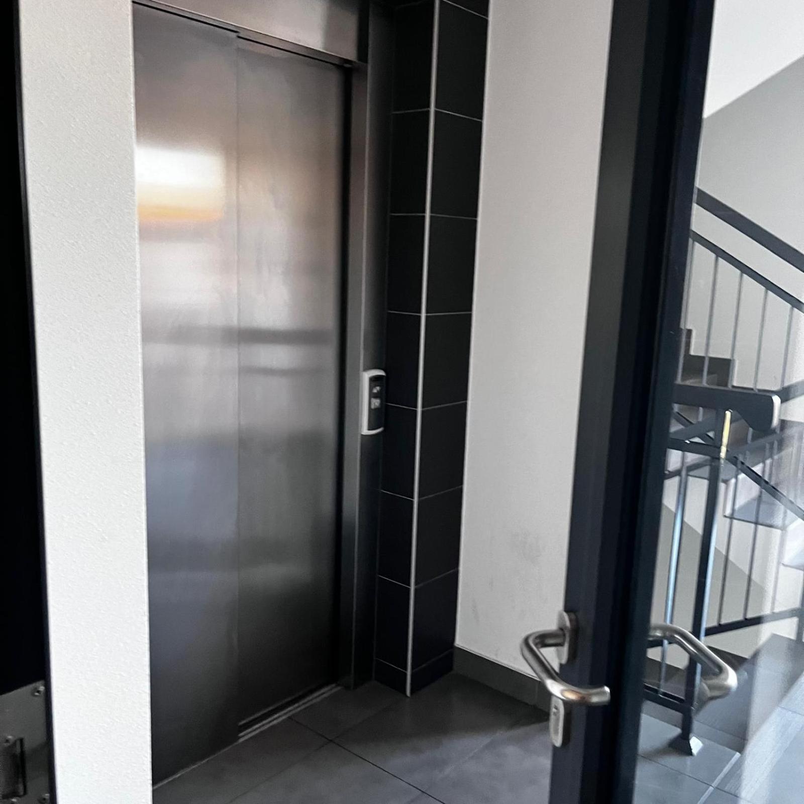 Wieloapartment Radom - Paderewskiego Exterior foto